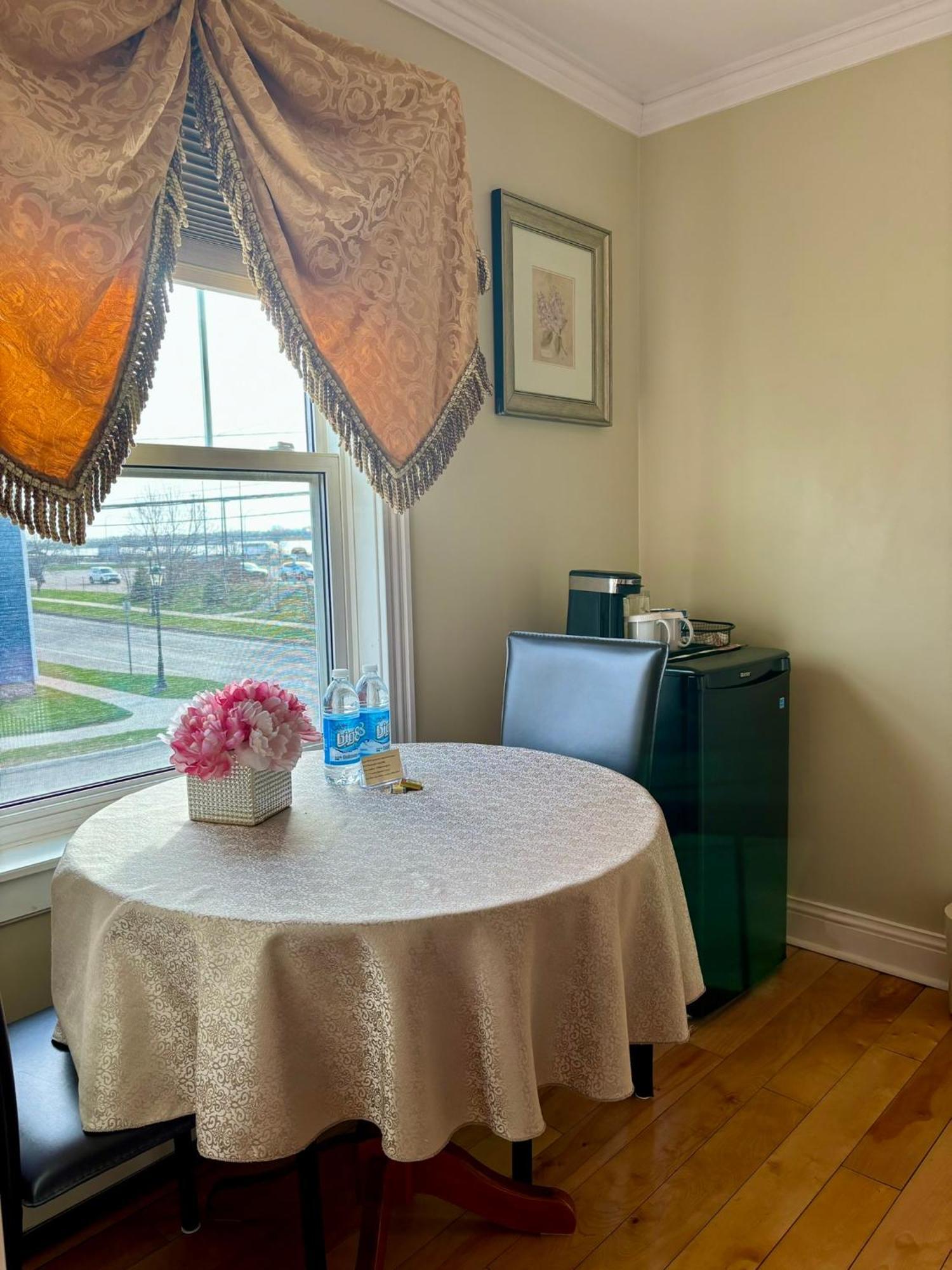 Inn On The Harbour Charlottetown Ngoại thất bức ảnh